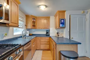 108 Deforest St, Boston, MA 02131 - Photo 8
