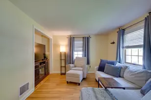 108 Deforest St, Boston, MA 02131 - Photo 6