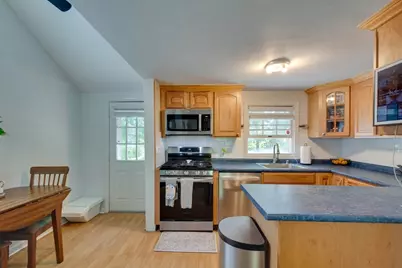 108 Deforest St, Boston, MA 02131 - Photo 10