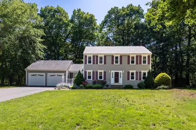 7 Autumn Way, East Bridgewater, MA 02333 - Photo 2