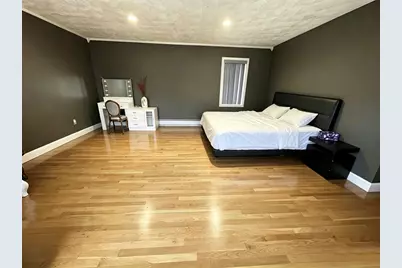 52 Clarendon St, Malden, MA 02148 - Photo 10