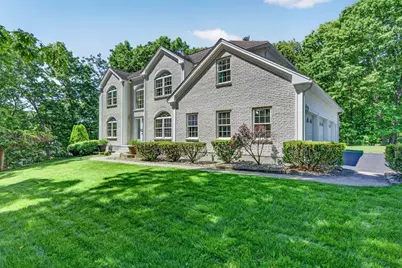 176 Robbs Hill Rd, Lunenburg, MA 01462 - Photo 2