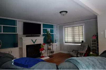 14 Patterson St, Boston, MA 02124 - Photo 6