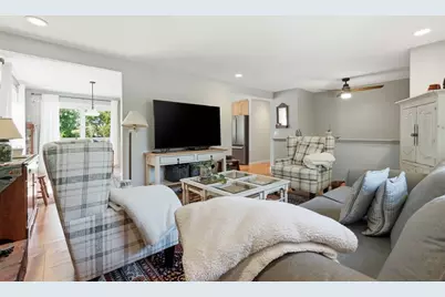 17 Captain Lathrop Dr, Deerfield, MA 01373 - Photo 8