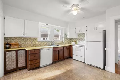 18-20 Parker St, Arlington, MA 02474 - Photo 16