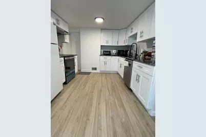91 Sunnyside Ave #1, Arlington, MA 02474 - Photo 2