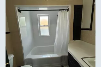 29 Oakland Ave, Everett, MA 02149 - Photo 24