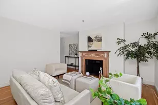 10 Charlesgate E, Boston, MA 02215 - Photo 6