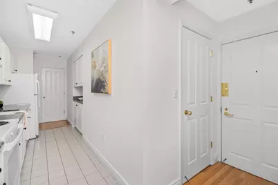 10 Charlesgate E #302, Boston, MA 02215 - Photo 14