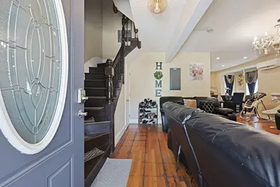 14 Oakhurst St, Boston, MA 02124 - Photo 4