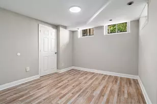 153 Summer St, Lowell, MA 01852 - Photo 12