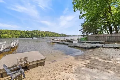 22 Collette's Grove Rd, Derry, NH 03038 - Photo 4