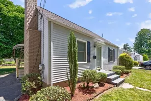 163 Powell Ave, Springfield, MA 01118 - Photo 2