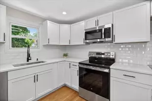 163 Powell Ave, Springfield, MA 01118 - Photo 6