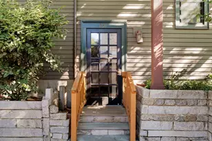 241 River St, Cambridge, MA 02139 - Photo 2