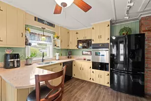 104 W Pond Rd, Plymouth, MA 02360 - Photo 12