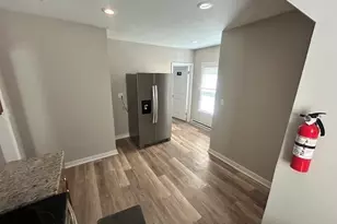 35 Newcomb Pl, Taunton, MA 02780 - Photo 8