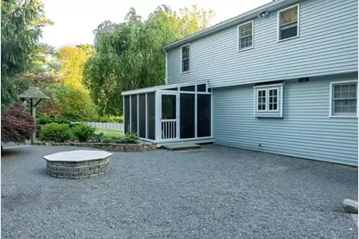 8 Old Coach Rd, Millville, MA 01529 - Photo 6
