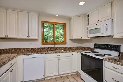 65 Blackberry Lane, Northampton, MA 01060 - Photo 12
