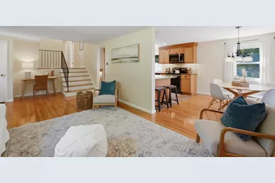 100 Fernwood Dr, East Longmeadow, MA 01028 - Photo 8