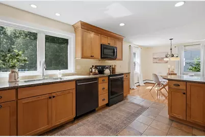 100 Fernwood Dr, East Longmeadow, MA 01028 - Photo 26