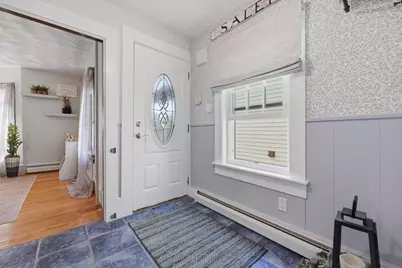 4 Waite St, Salem, MA 01970 - Photo 4