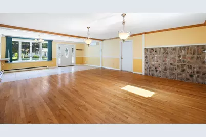 9 Barton St, Granby, MA 01033 - Photo 10