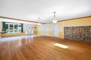 9 Barton St, Granby, MA 01033 - Photo 10