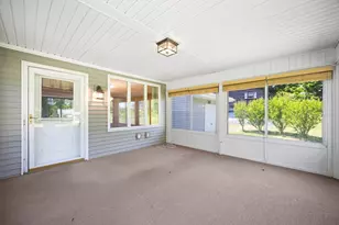 9 Barton St, Granby, MA 01033 - Photo 20