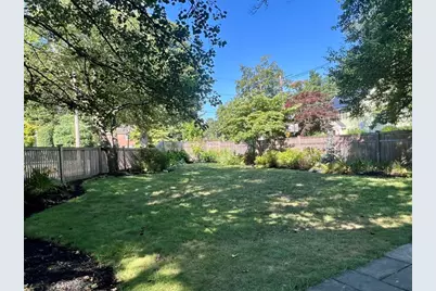 211 Forest St, Winchester, MA 01890 - Photo 36