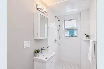 63-65 Catherine #65, Boston, MA 02131 - Photo 2