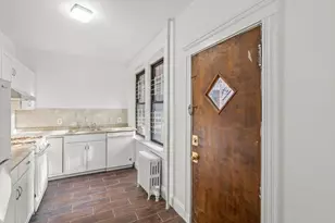 189 Chestnut Hill Ave, Boston, MA 02135 - Photo 6
