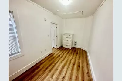 288 Hanover #3, Boston, MA 02113 - Photo 2