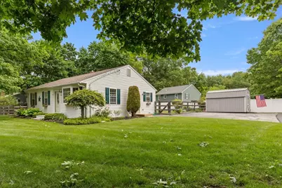 192 School Street, Groveland, MA 01834 - Photo 2