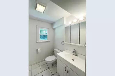 744 Dedham St, Newton, MA 02459 - Photo 10