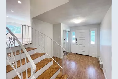 744 Dedham St, Newton, MA 02459 - Photo 12