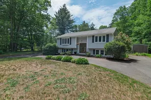 30 Canterbury Dr, Carver, MA 02330 - Photo 2