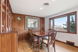 22 Burdett Rd, Lynn, MA 01904 - Photo 12