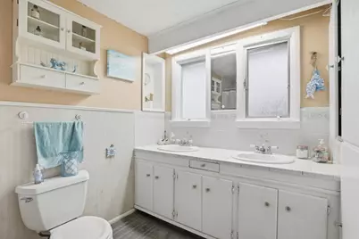 22 Burdett Rd, Lynn, MA 01904 - Photo 18