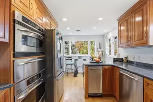 22 Burdett Rd, Lynn, MA 01904 - Photo 8