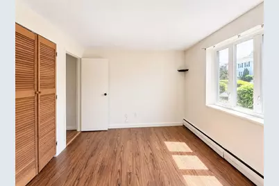194 Lexignton St #U1, Watertown, MA 02472 - Photo 8