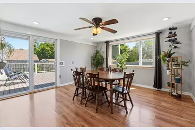 36 Vadnais St, Agawam, MA 01001 - Photo 4