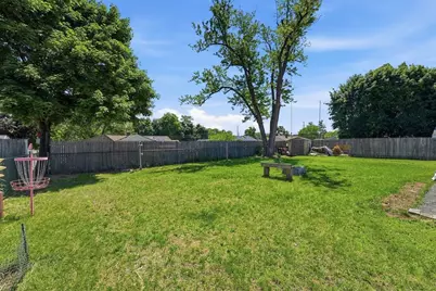 36 Vadnais St, Agawam, MA 01001 - Photo 18