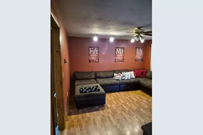 865 Wilbraham Rd, Springfield, MA 01109 - Photo 4