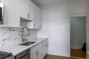 29 Mt Hood Rd, Boston, MA 02135 - Photo 10