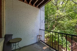 29 Mt Hood Rd, Boston, MA 02135 - Photo 14