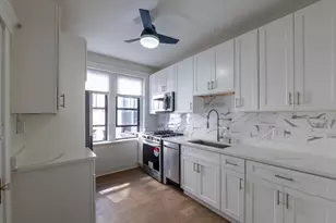 29 Mt Hood Rd, Boston, MA 02135 - Photo 8