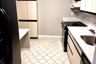 1 Seal Harbor Rd, Winthrop, MA 02152 - Photo 6
