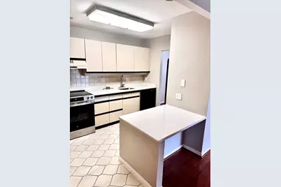 1 Seal Harbor Rd #215, Winthrop, MA 02152 - Photo 4