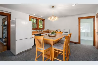 94 W Plain St, Wayland, MA 01778 - Photo 12